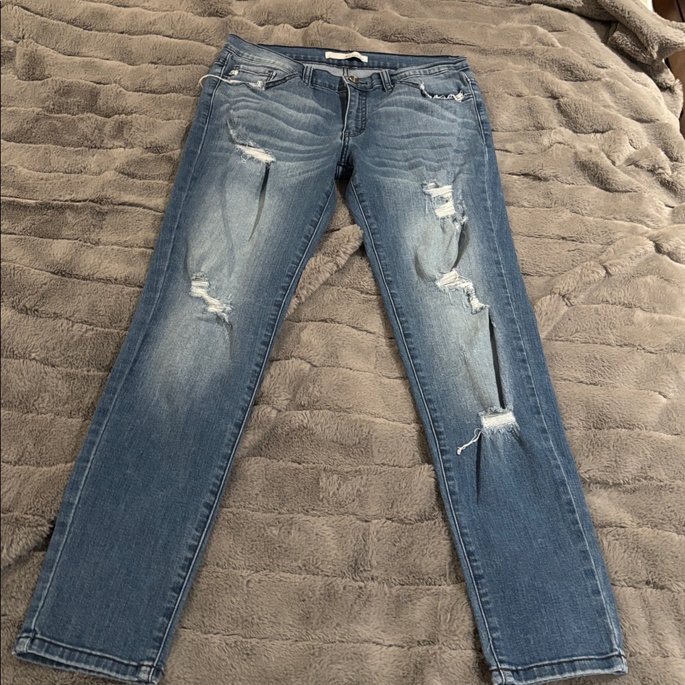 KanCan Los Angeles Distressed Skinny Jeans 29 EUC